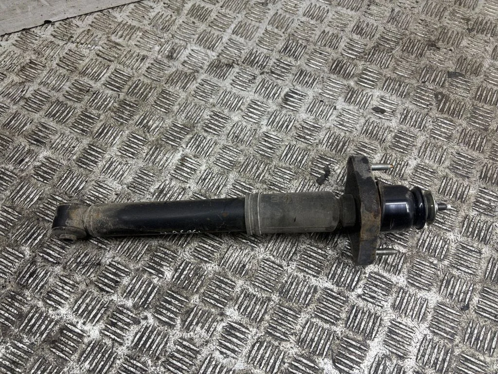 Tagumine amortisaator – vasak