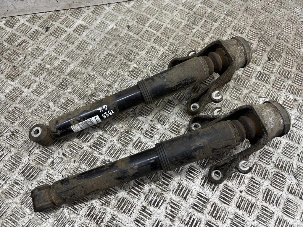Rear shock absorber/damper – Volvo S90, V90 (2016-)