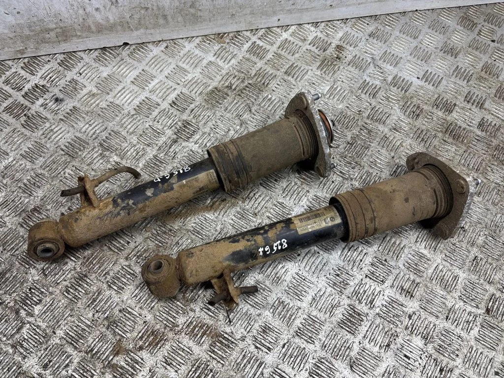 Rear shock absorber/damper 6782877