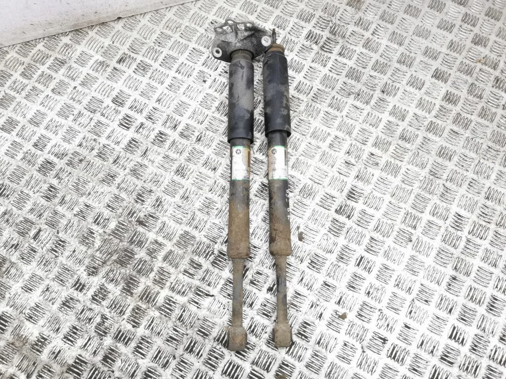 Rear shock absorber/damper 68157912AE