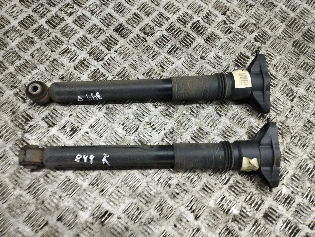 Rear shock absorber/damper