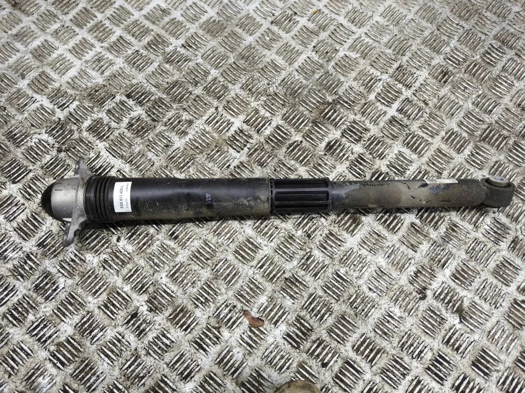 Rear shock absorber/damper 5Q0513423L