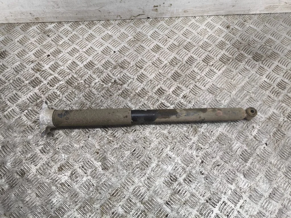 Rear shock absorber/damper