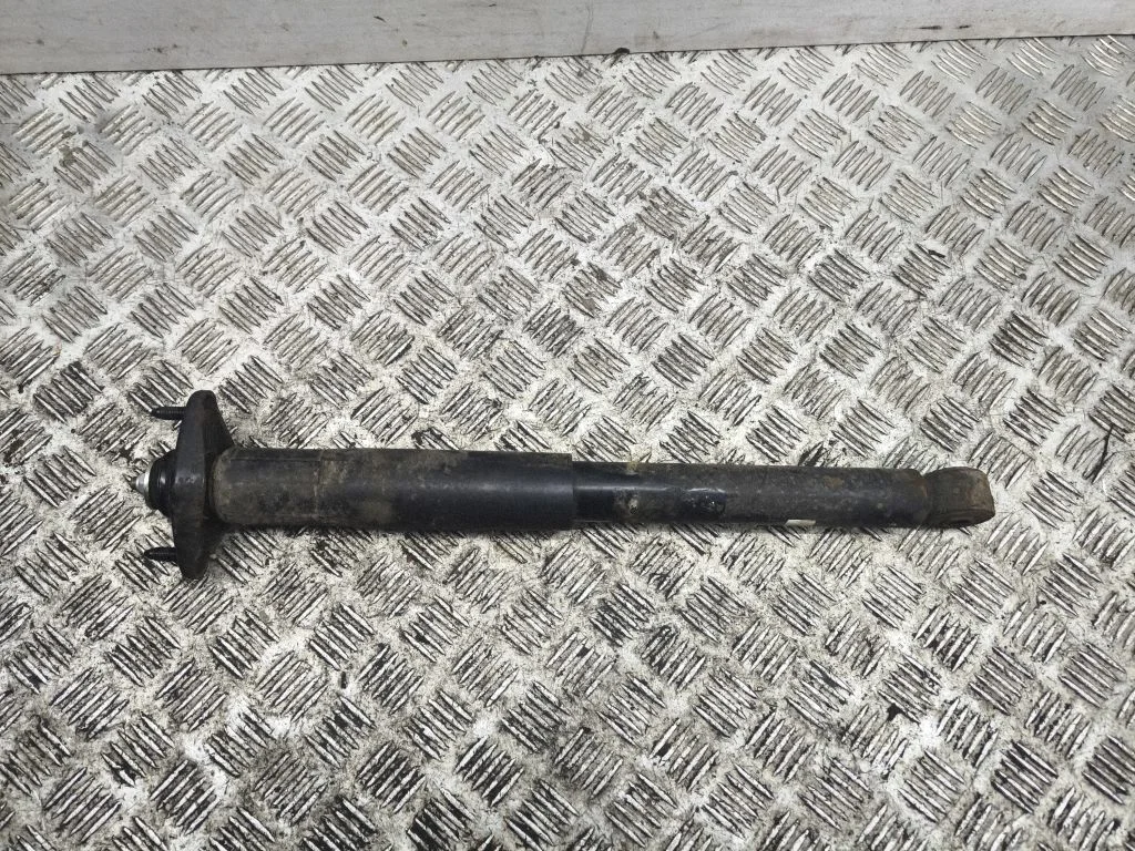 Tagumine amortisaator
