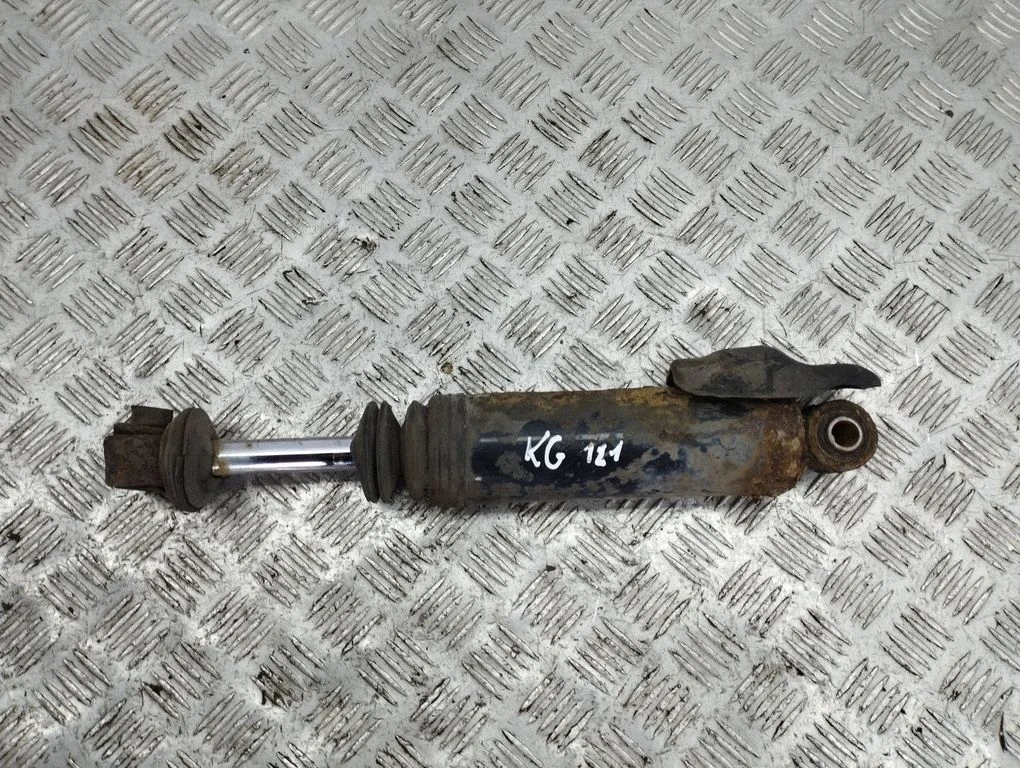 Tagumine amortisaator – vasak