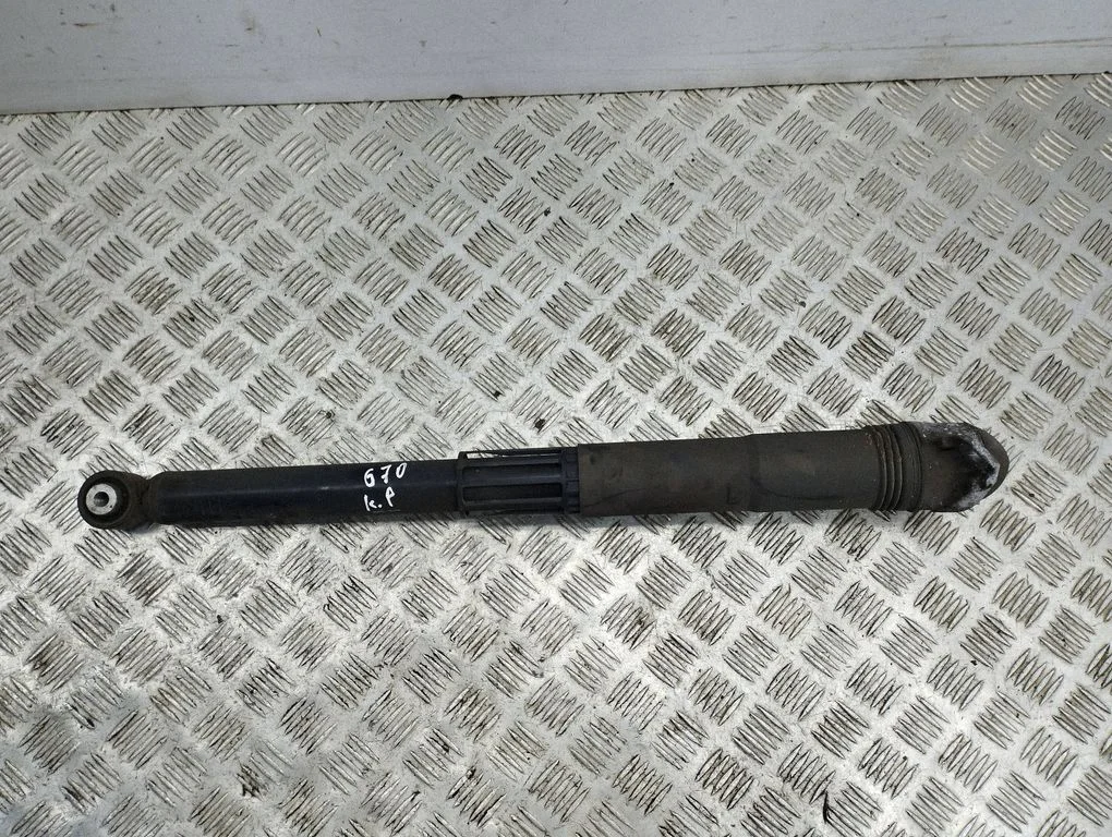 Rear shock absorber/damper 5Q0513049HP