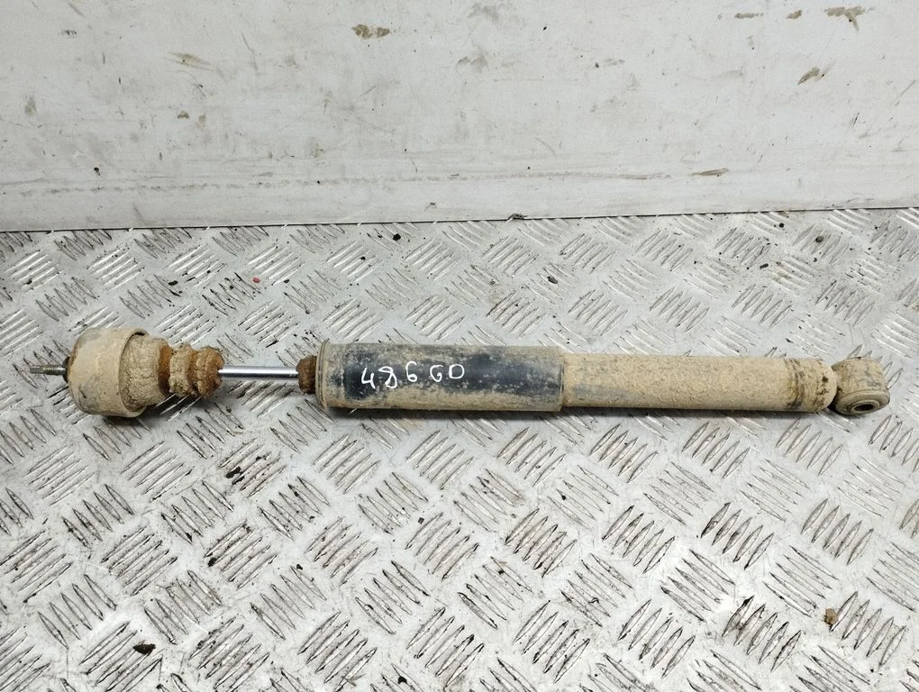 Rear shock absorber/damper – rear right