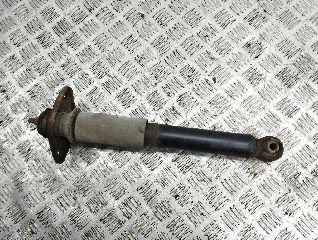 Tagumine amortisaator 56210CB000