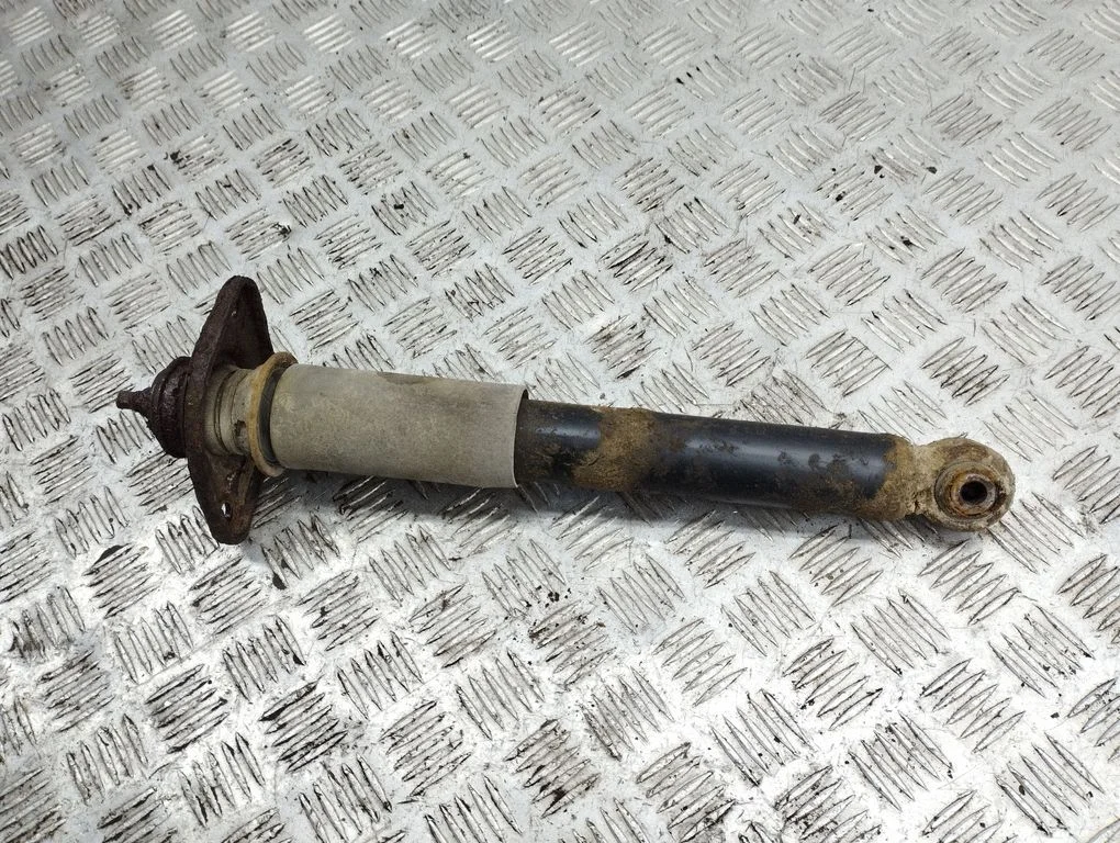 Tagumine amortisaator 56210CB000