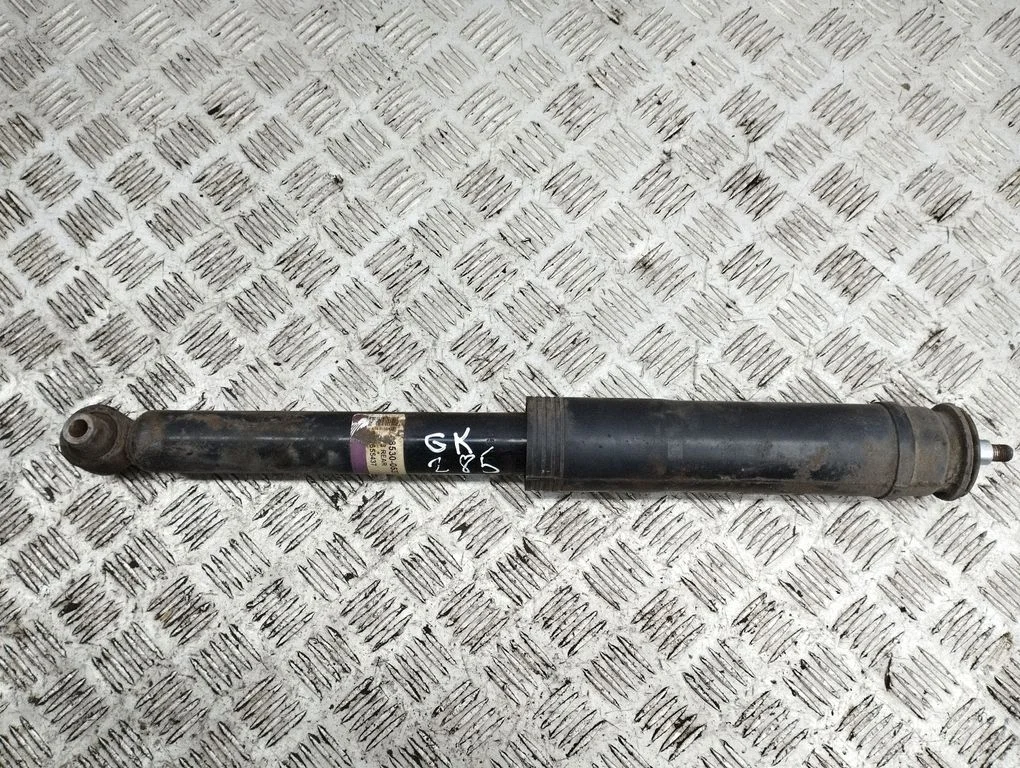 Tagumine amortisaator – Toyota Avensis T270 (2012-2015)
