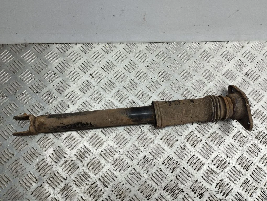 Rear shock absorber/damper 553113U010
