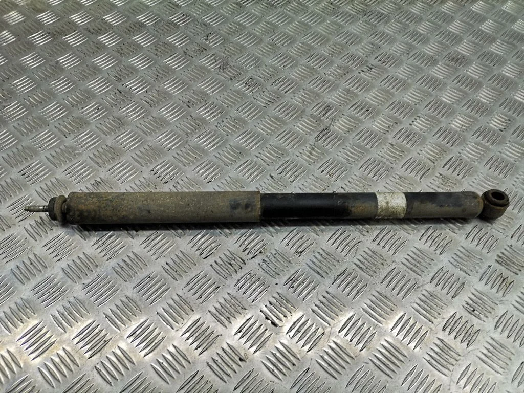 Aizmugurējais amortizators – Toyota RAV 4 (XA20) (2000-2005)