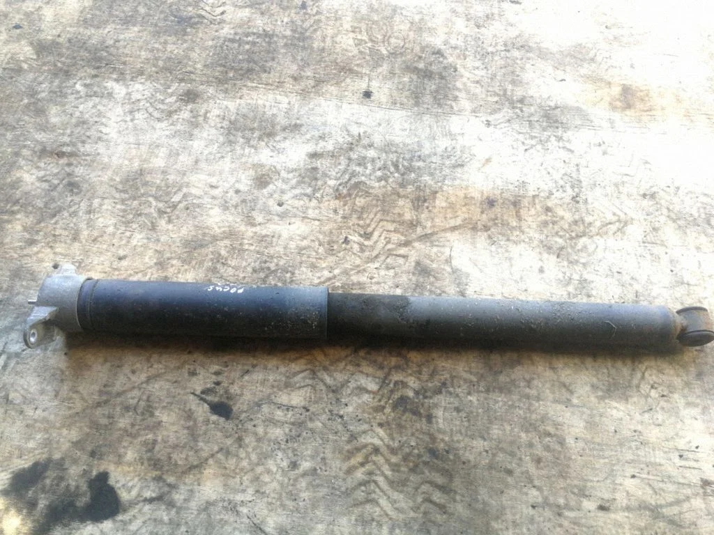 Rear shock absorber/damper – right