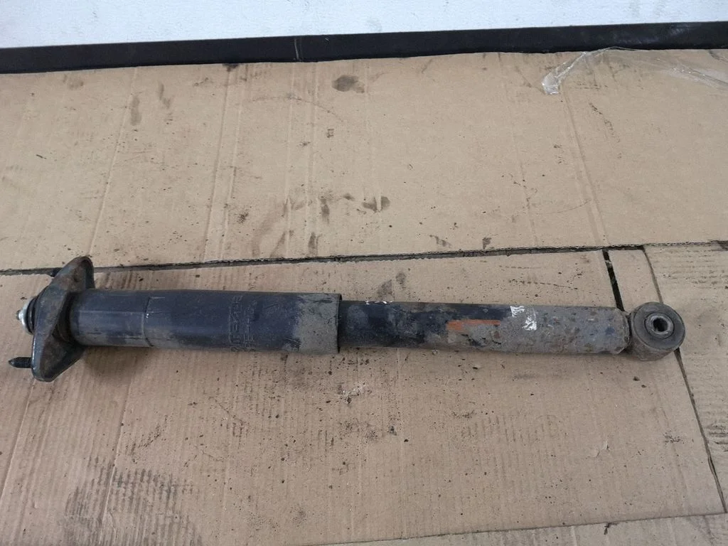 Rear shock absorber/damper – right