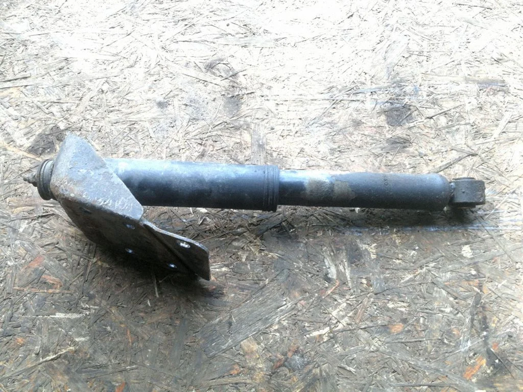 Rear shock absorber/damper 0K55F28700B