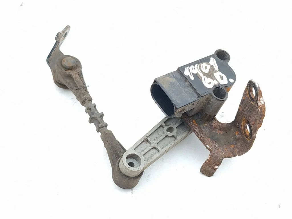 Headlight/headlamp level sensor HK833C280DA