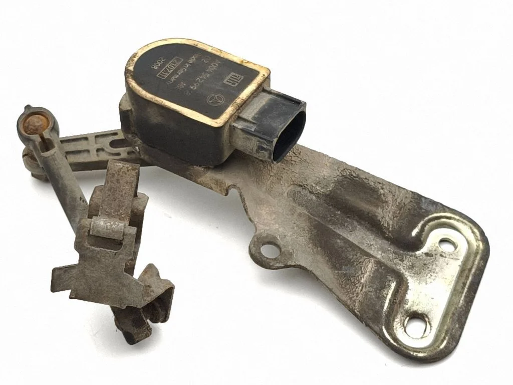 Headlight/headlamp level sensor A0045429918