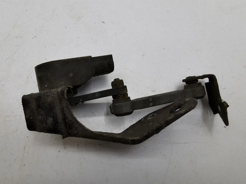 Augstuma sensors (priekš. lukturu) 4E0616571D