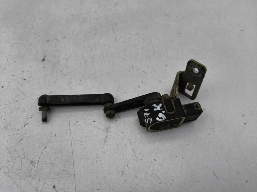 Augstuma sensors (priekš. lukturu) 6788573
