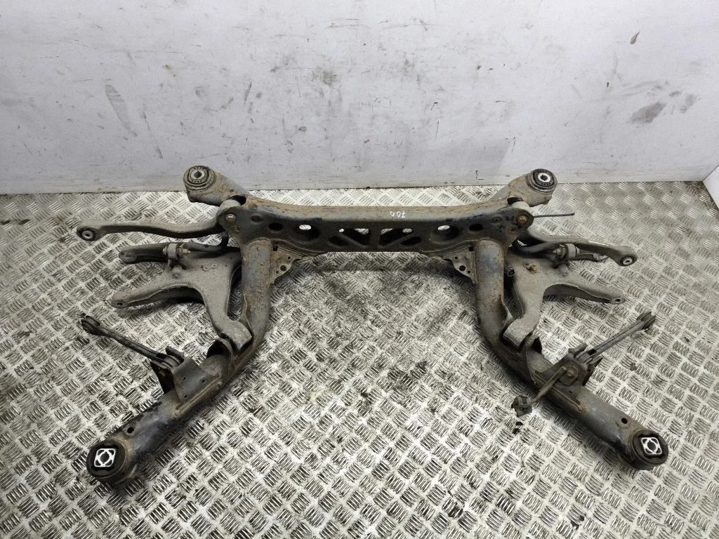 Tagumine abiraam 3R0505311F