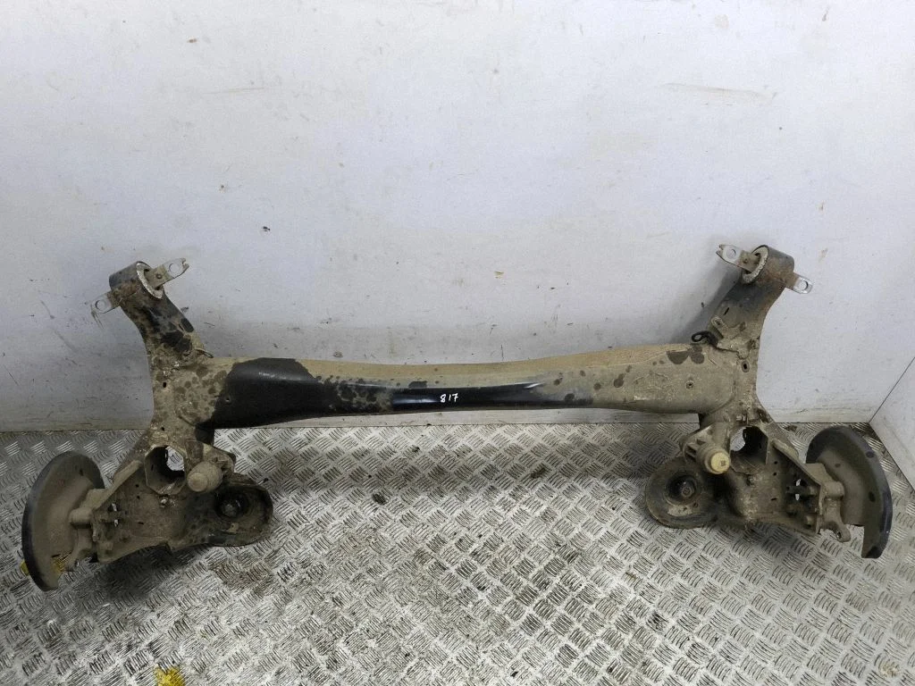 Tagumine sild – Peugeot 3008 II (2016-2023)