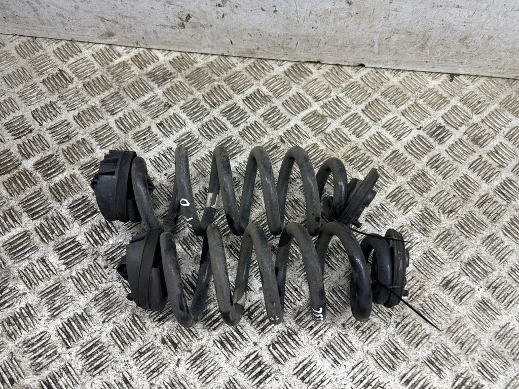 Rear coil spring 4K0511110
