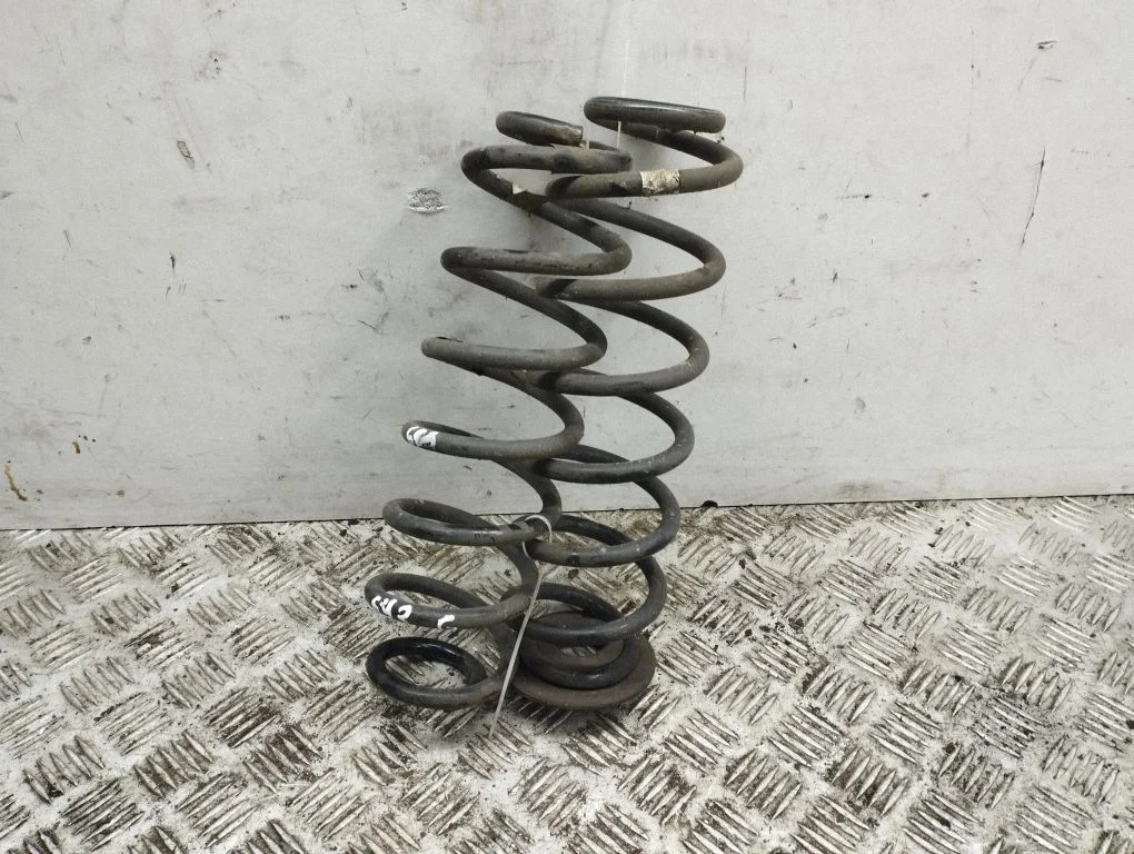 Rear coil spring 5Q0512149A