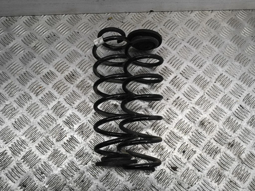 Rear coil spring 2Q0511121BQ
