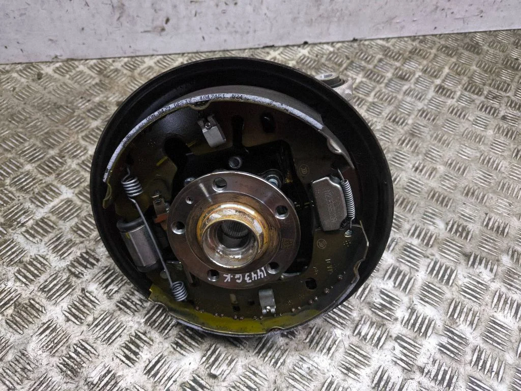 Rear wheel hub 1EA435R