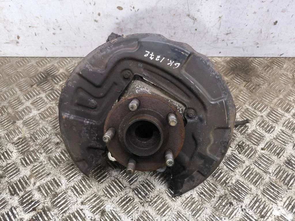 Piasta tylna M2591342B