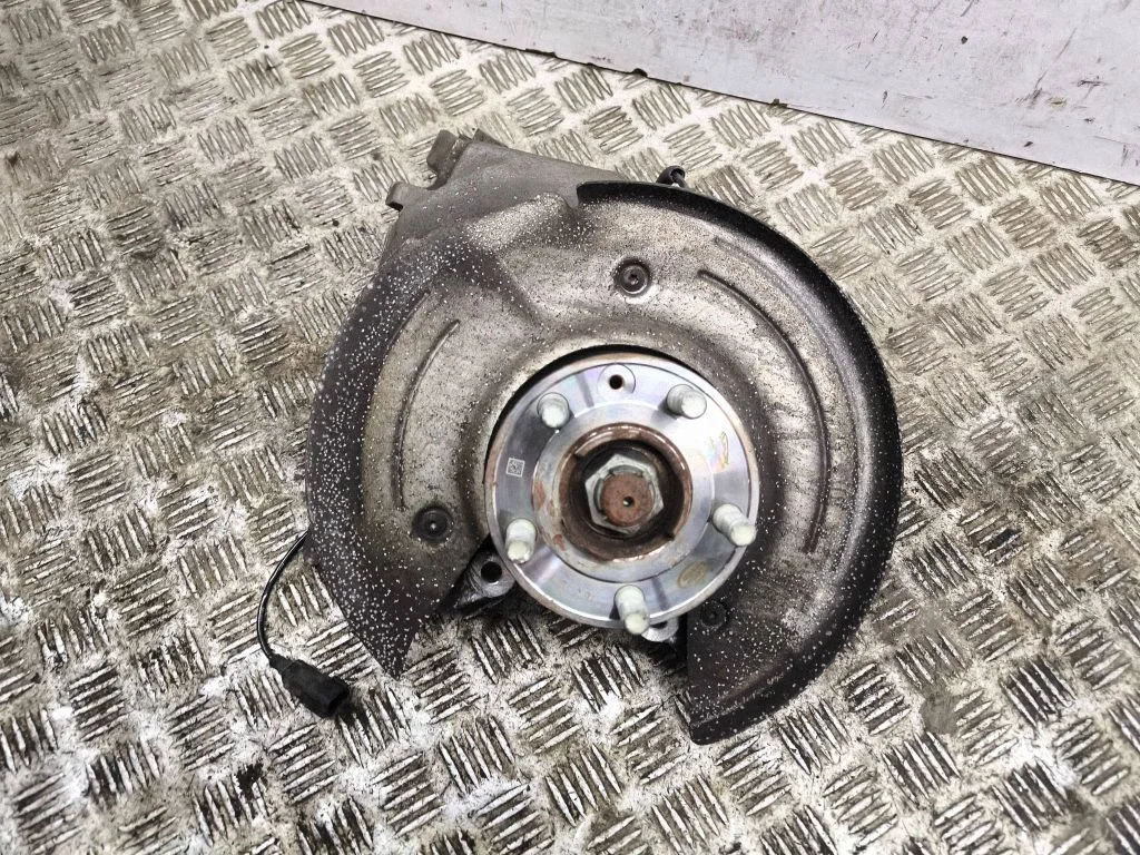 Tagumine rumm GK724K327AB