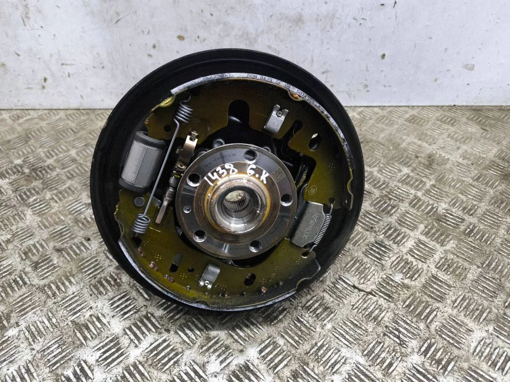 Tagumine rumm 1EA435R