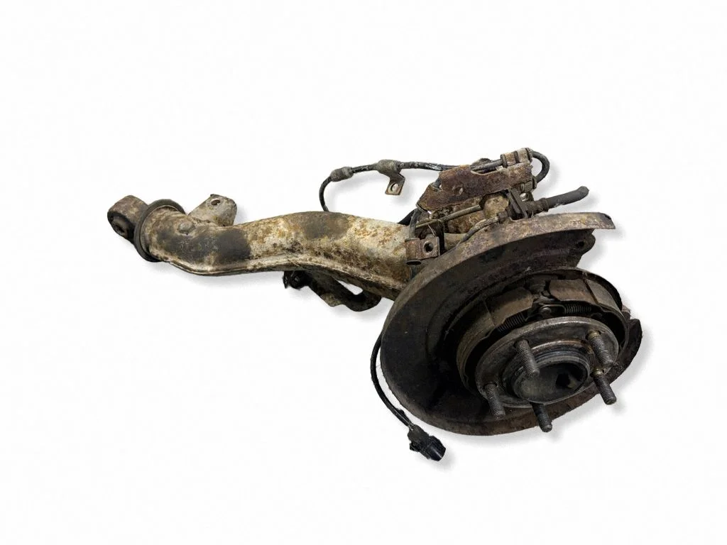 Rear wheel hub – left