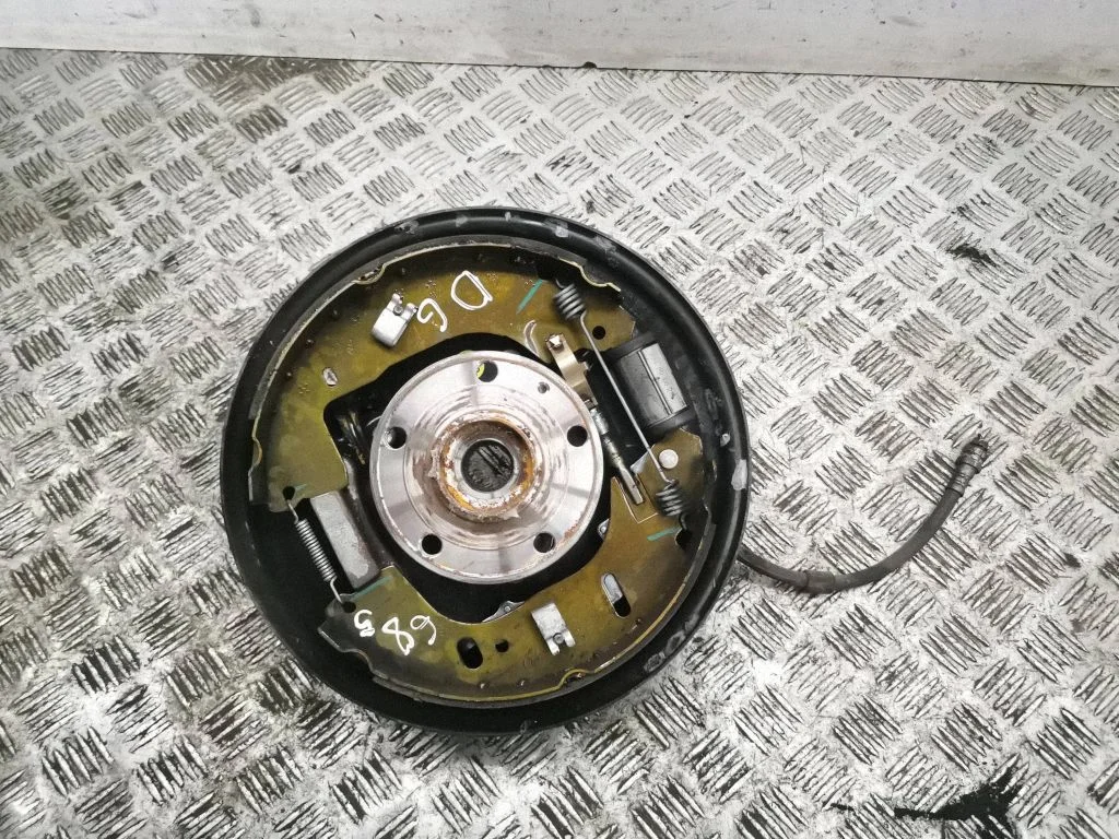 Rear wheel hub 1EA609076