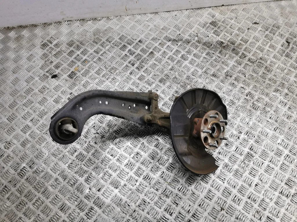 Rear wheel hub 200527C