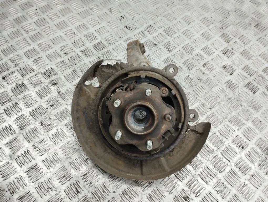 Rear wheel hub – Nissan Murano Z50 (2002-2008)