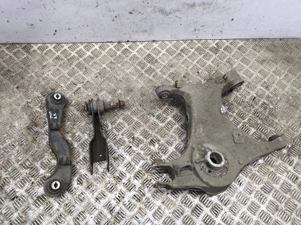 Rear upper control arm/wishbone HK835500AC