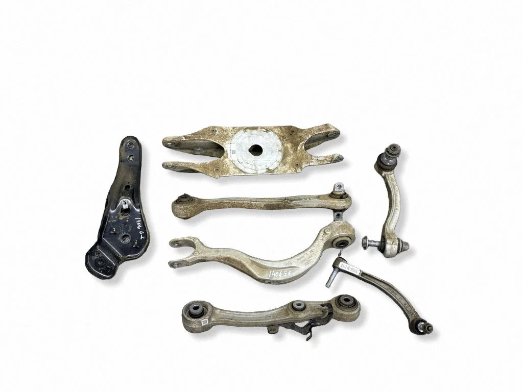 Rear upper control arm/wishbone M9R35K976AC