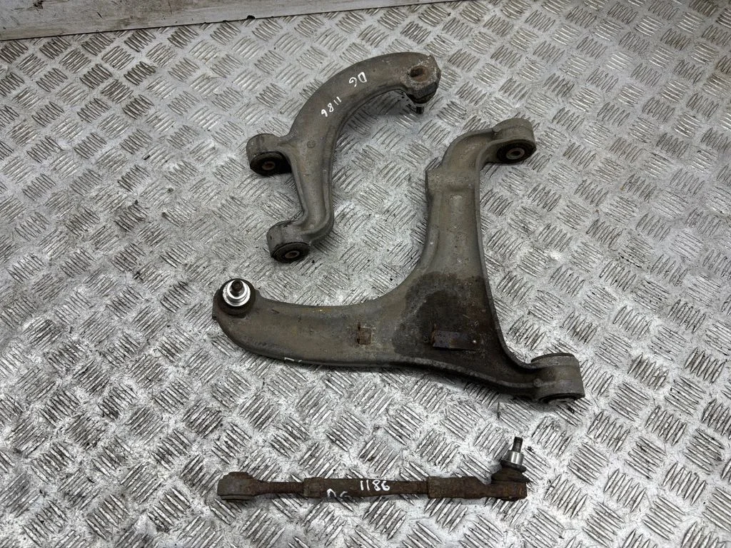 Rear upper control arm/wishbone – right