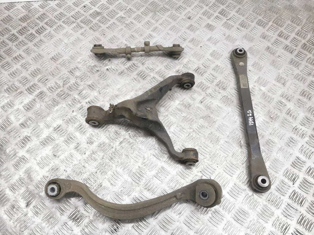Rear upper control arm/wishbone 9820345180