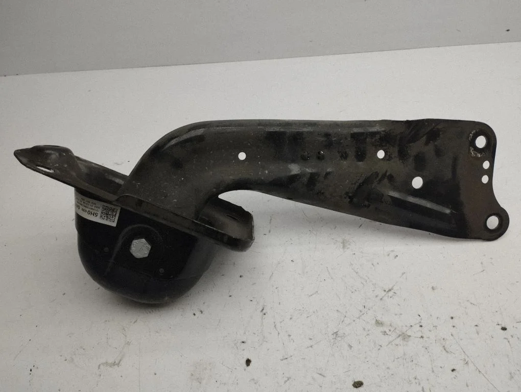 Rear upper control arm/wishbone 5H0039047