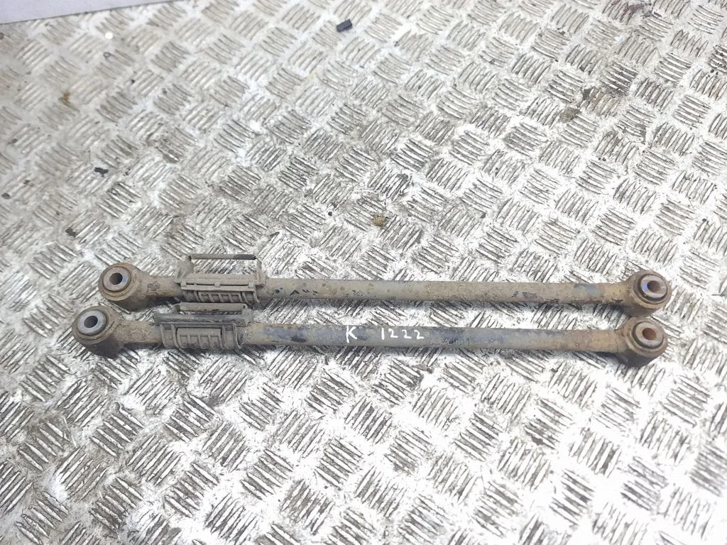 Rear upper control arm/wishbone