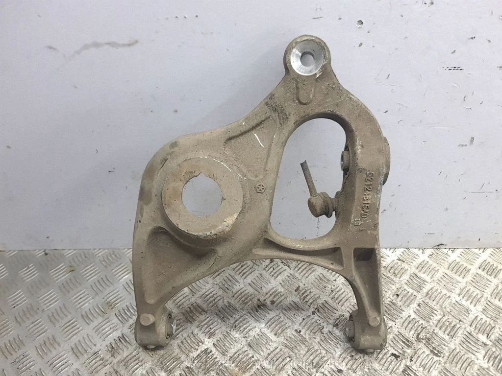 Rear upper control arm/wishbone – left