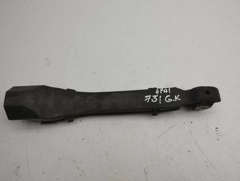 Rear upper control arm/wishbone A2183520000