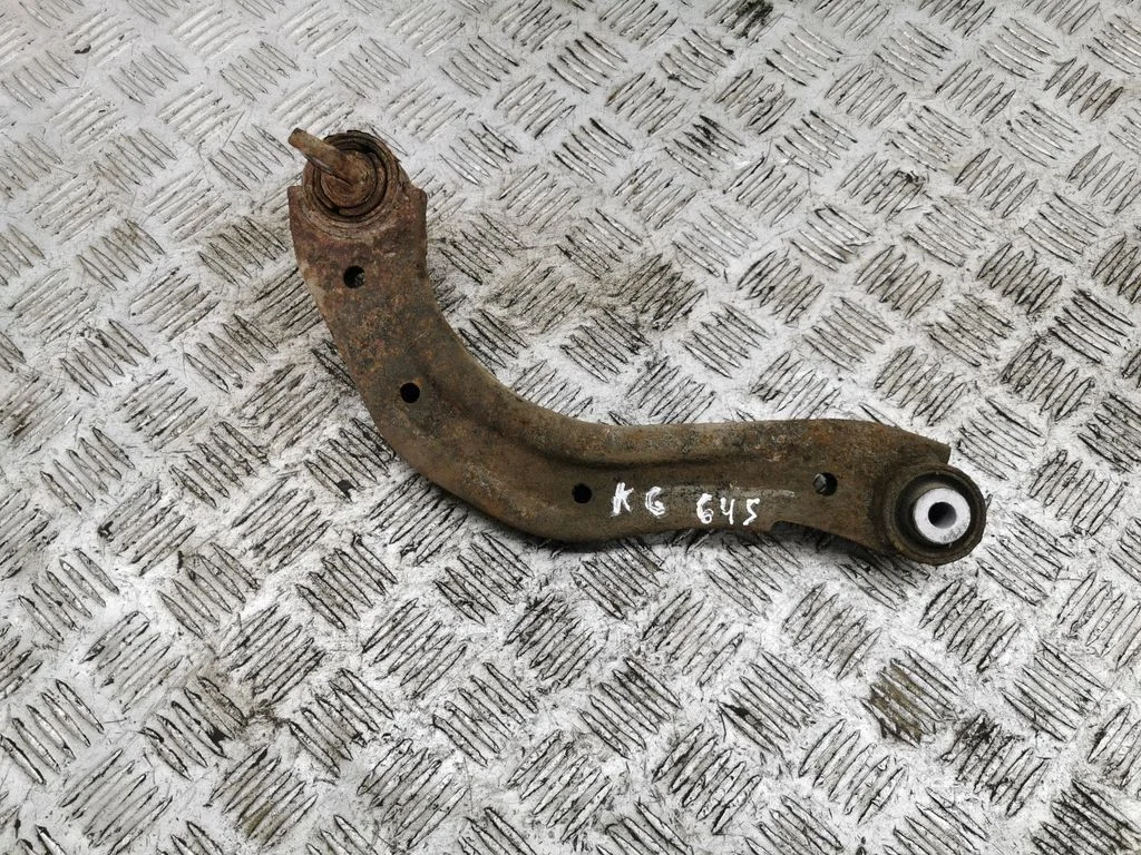 Rear upper control arm/wishbone – left