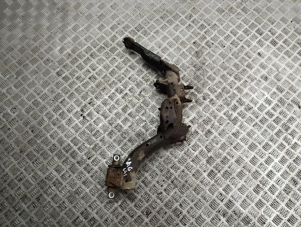 Rear upper control arm/wishbone – right