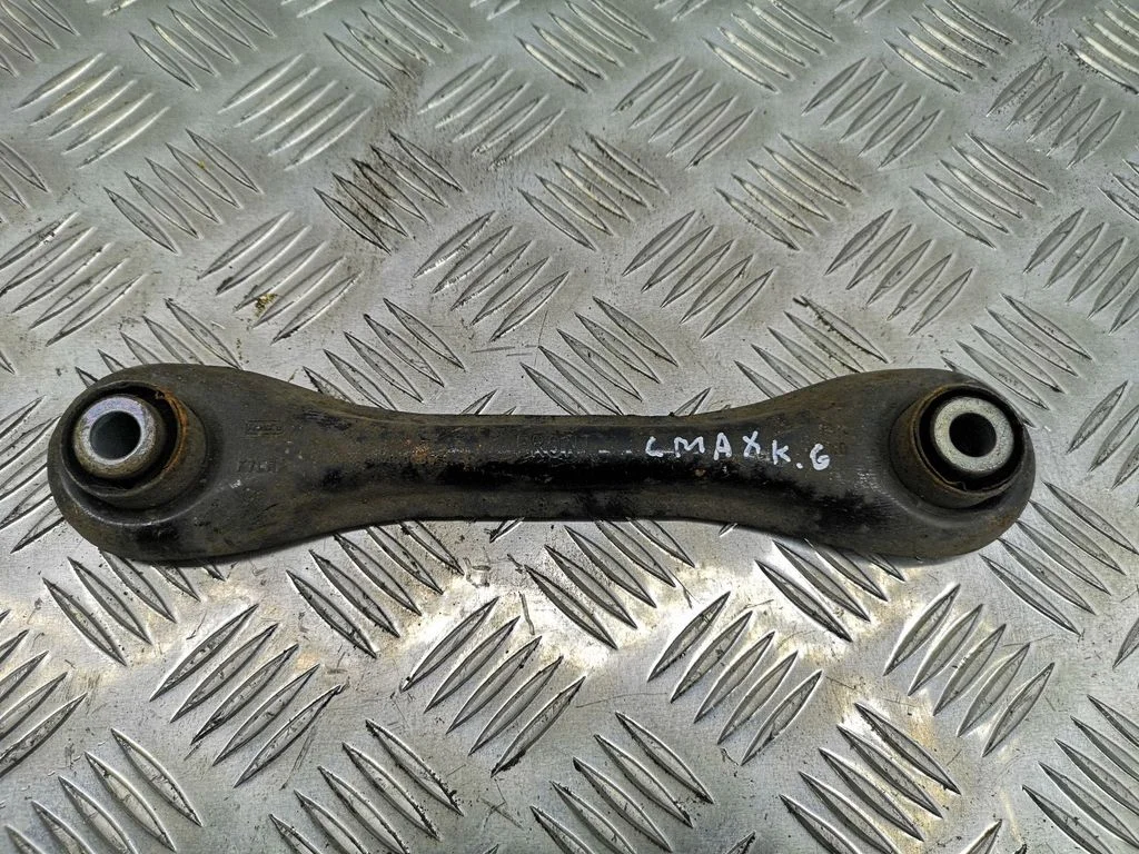Rear upper control arm/wishbone – left
