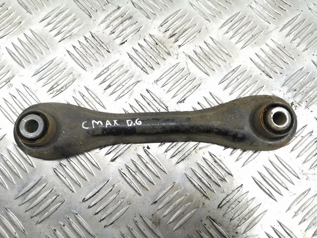 Rear upper control arm/wishbone – right