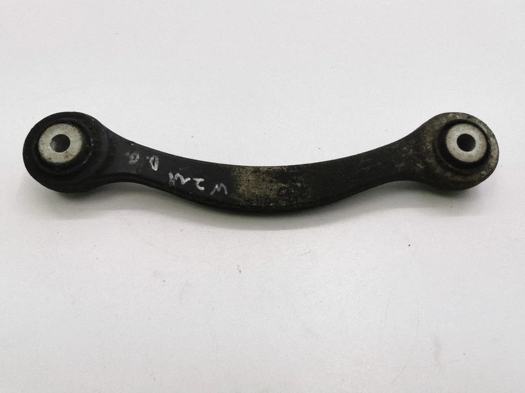 Rear upper control arm/wishbone – Mercedes-Benz E-Class W211 (2002-2009)