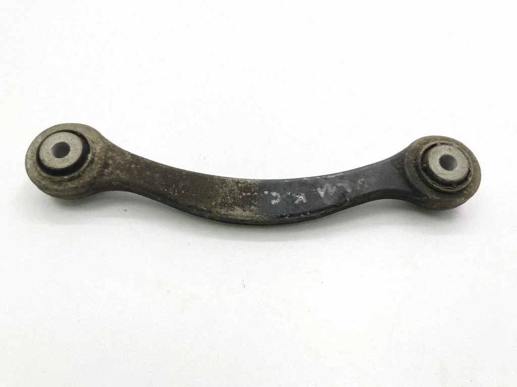 Rear upper control arm/wishbone – Mercedes-Benz E-Class W211 (2002-2009)